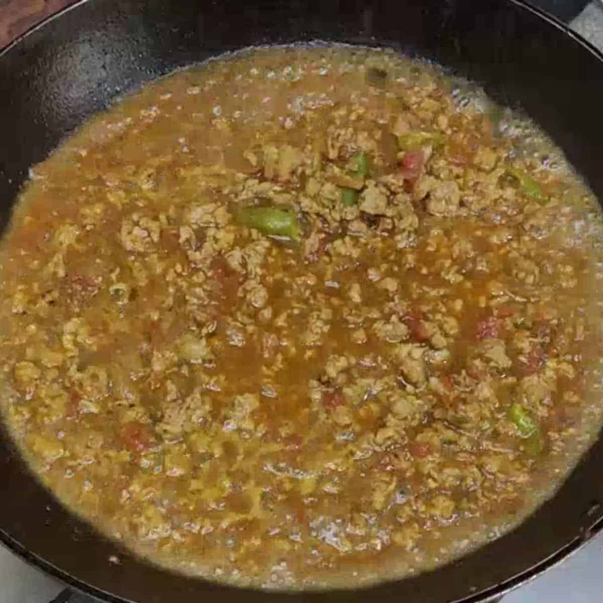 steps to make keema for stuffed naan  at home
