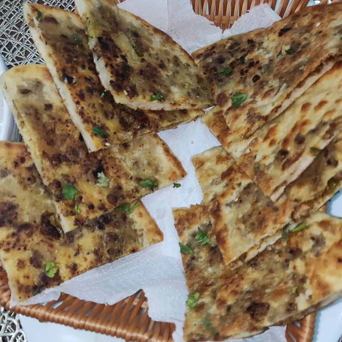keema naan served in roti basket