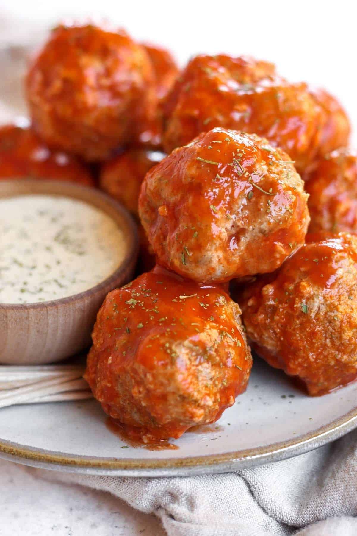 crockpot buffalo turkey meatballs spicy ranch buffalo wing sauce blue cheese game day appetizer party shareable