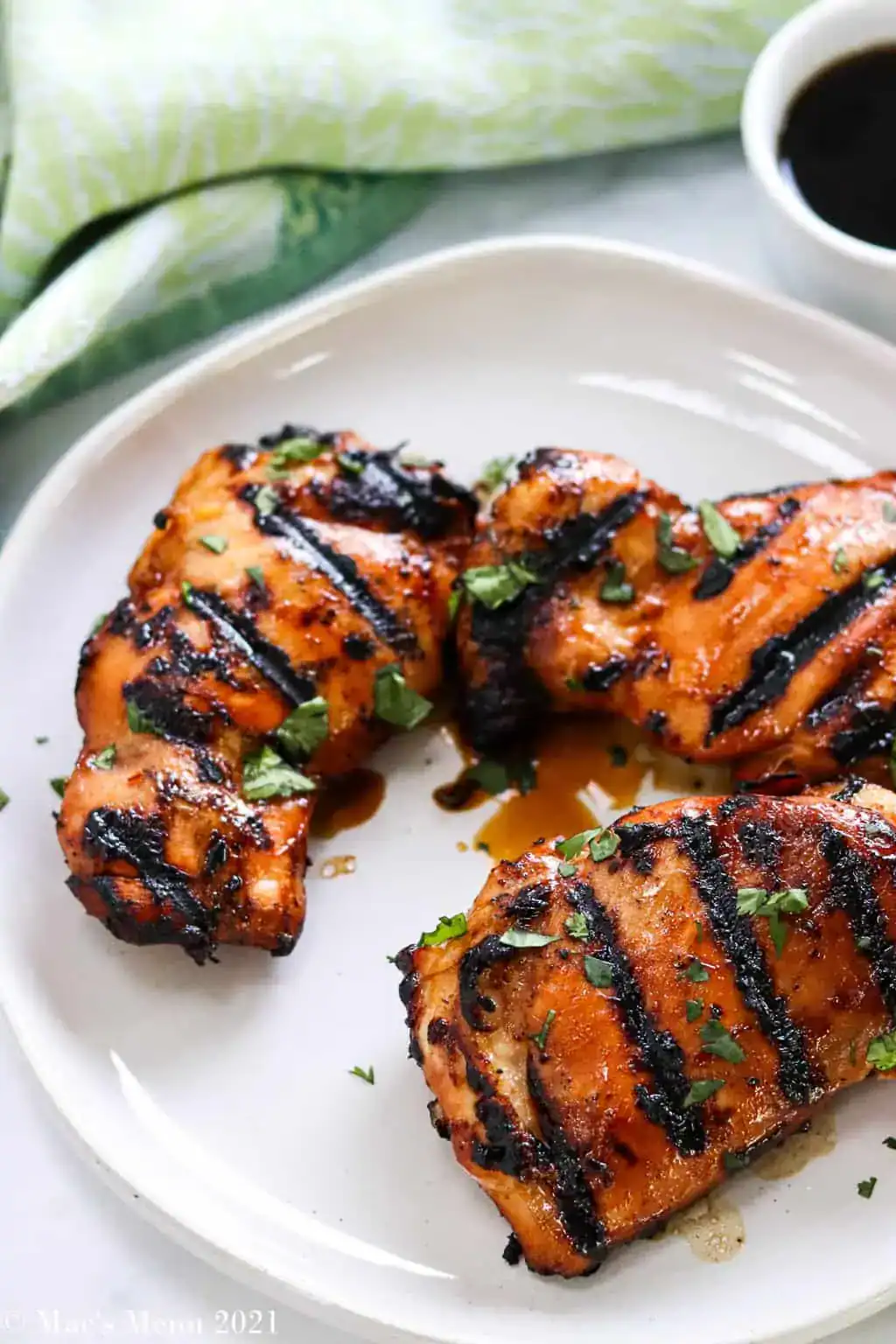Asian sesame chicken thigh marinade soy sauce ginger garlic lime grilled tender flavorful weeknight family-friendly