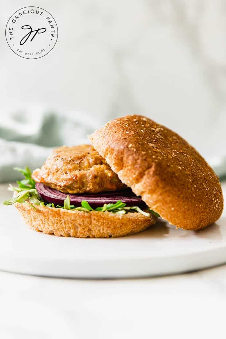 baked turkey burgers clean eating healthy oven-baked low-fat hands-off lean simple weeknight family-friendly meal-prep
