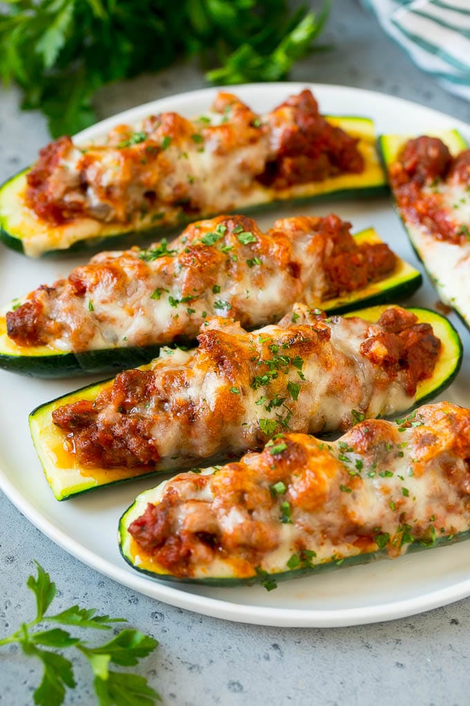 stuffed zucchini boats Italian-style ground beef tomato sauce mozzarella herbs Parmesan low-carb baked weeknight family